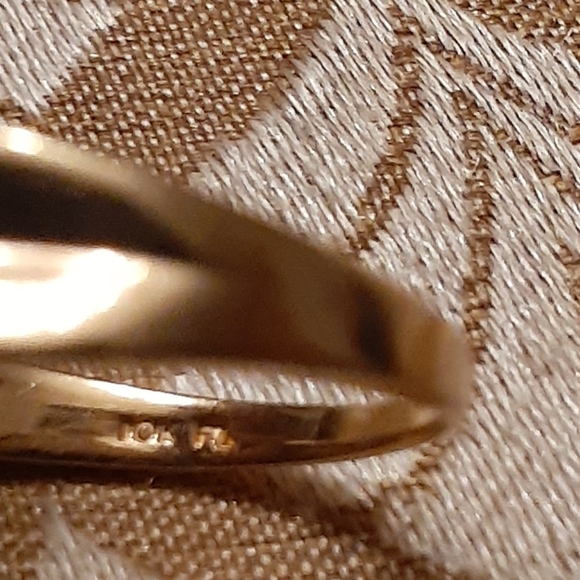 10K YELLOW GOLD BLUE TOPAZ RING NWT EMERALD STONE - Picture 3 of 7